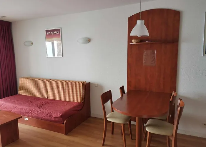 Appartement T2 Pour 4 Pers. Avec Terrasse, Piscine Couverte Et Salle De Fitness, Proche Des Pistes - Fr-1-404-199