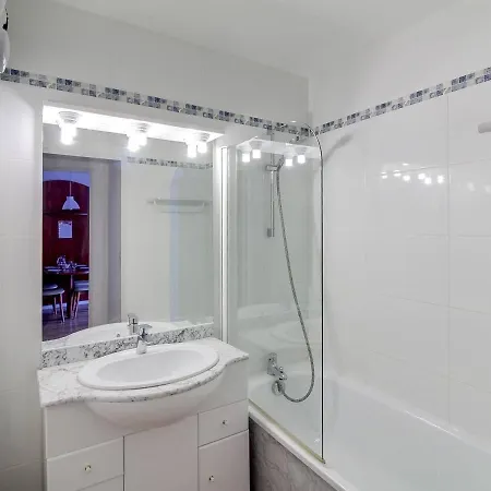 Appartement T2 Pour 4 Pers. Avec Terrasse, Piscine Couverte Et Salle De Fitness, Proche Des Pistes - Fr-1-404-199 La Mongie Exterior photo