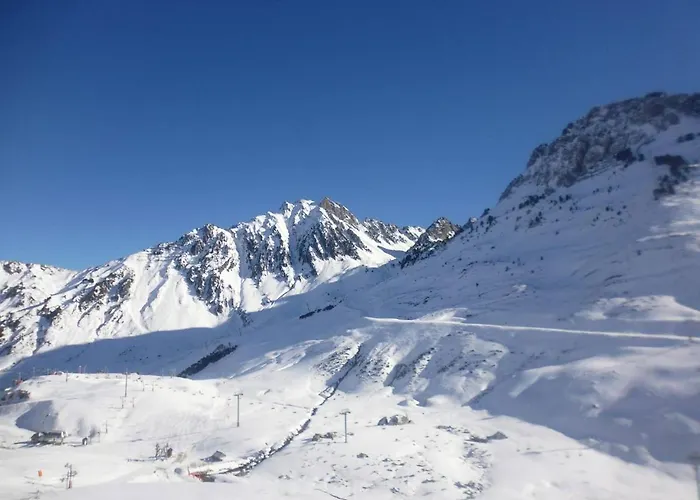 Appartement T2 Pour 4 Pers. Avec Terrasse, Piscine Couverte Et Salle De Fitness, Proche Des Pistes - Fr-1-404-199